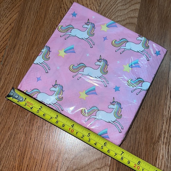 Unicorn Rainbow Party Napkins - Picture 4 of 5